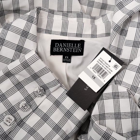 Danielle Bernstein Structured Blazer, 1X - Picture 3 of 4